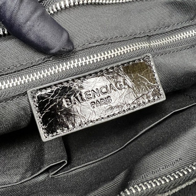 Balenciaga專櫃爆款新版大號機車包 巴黎世家經典印字LOGO款銀色小平釘手提機車包 fyj1030